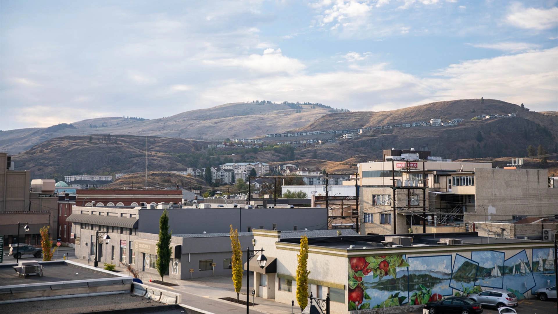 A beautiful scenic view of mountains at Vernon's site